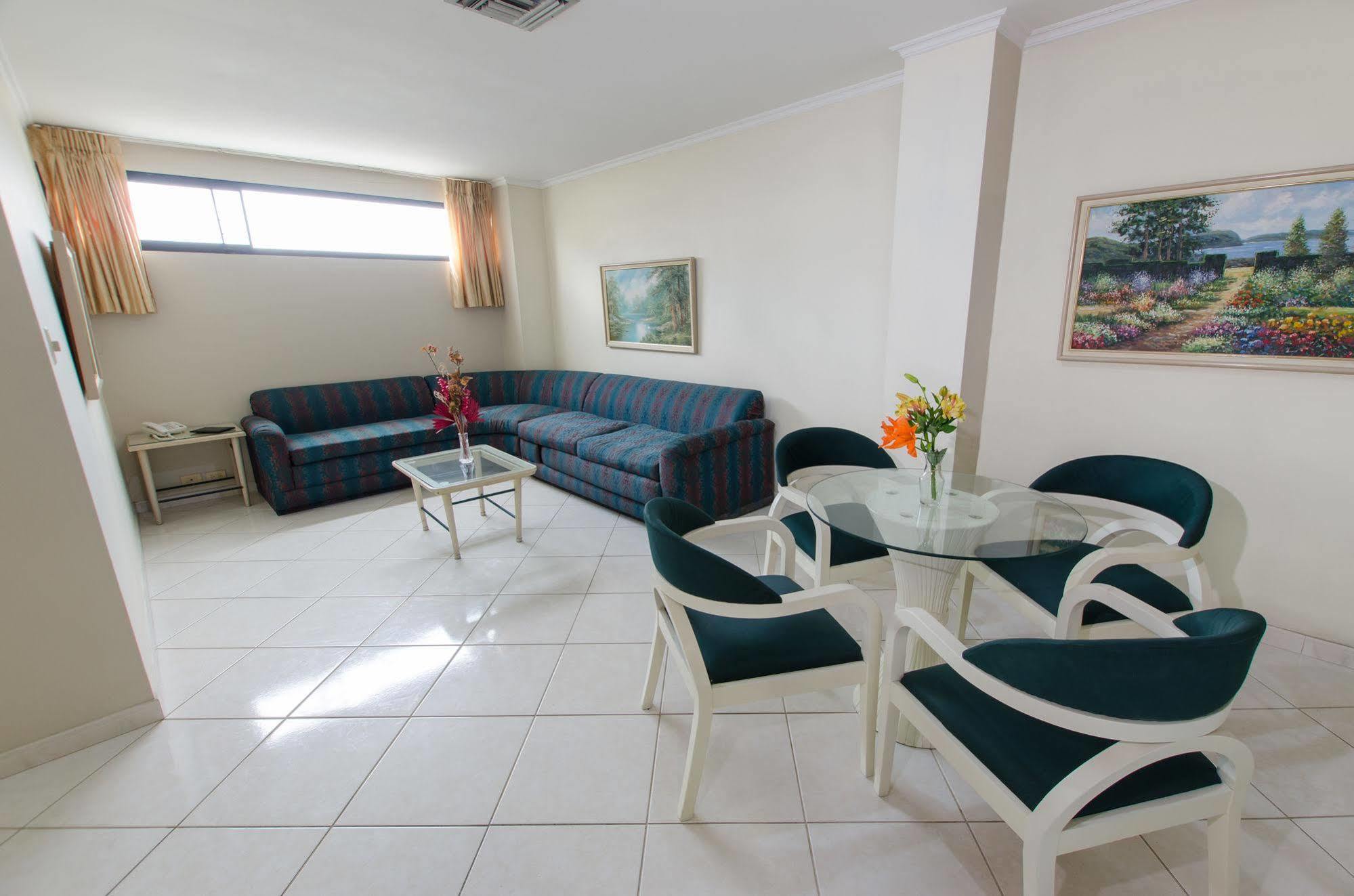 Apart Hotel Kennedy Guayaquil Eksteriør billede