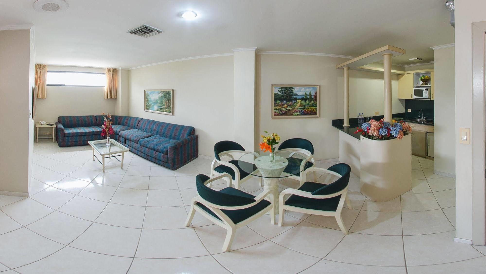 Apart Hotel Kennedy Guayaquil Eksteriør billede